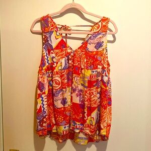 Colorful, breezy summer top from Andree by UNIT. SIZE L.